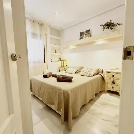 Apartamento Jardines De Colon * Cordoba