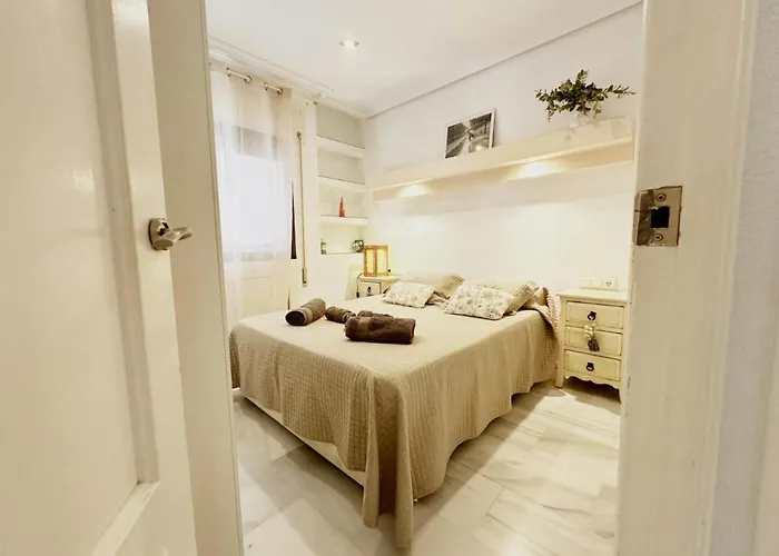 Apartamento Jardines De Colon * Córdoba